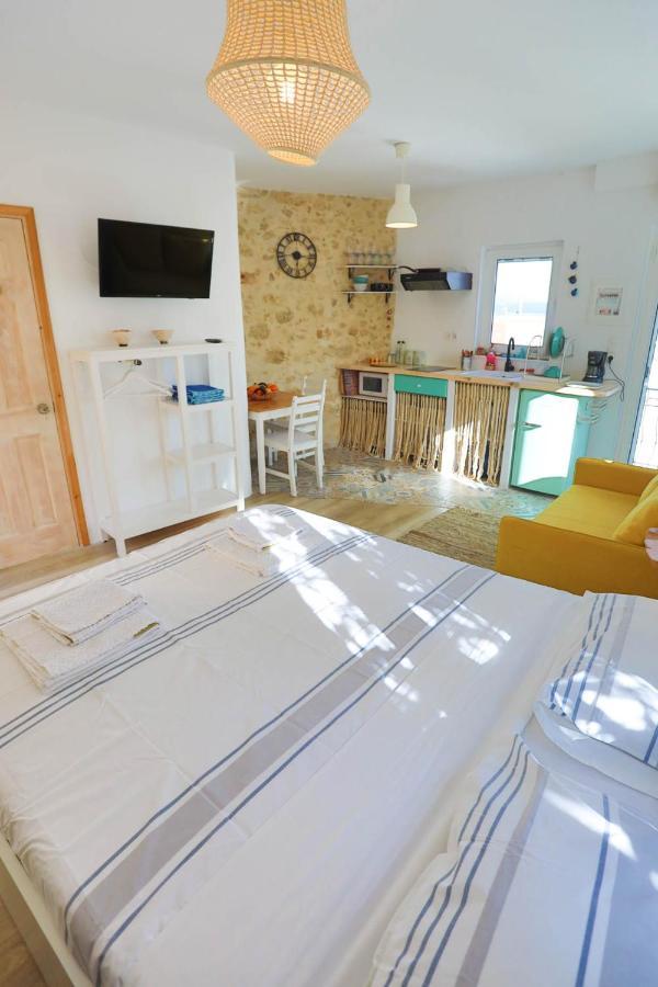Ravi Boutique Home - 1 Minute Walk From Beach Kalyves Zewnętrze zdjęcie